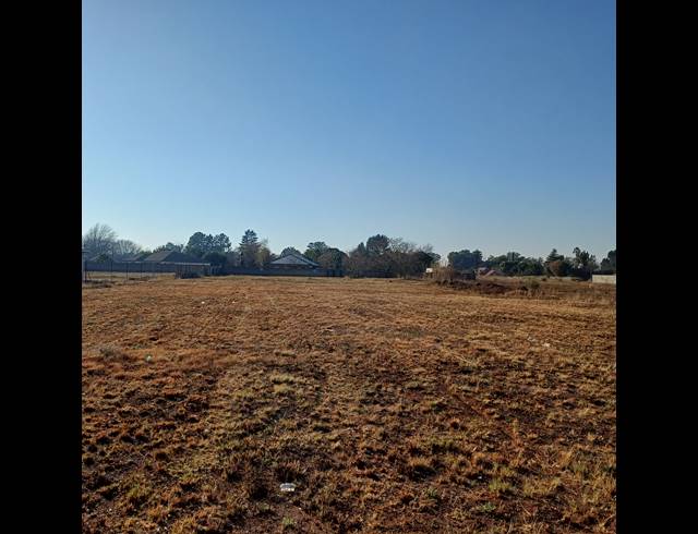 4,064M² VACANT LAND FOR SALE IN HENLEY ON KLIP